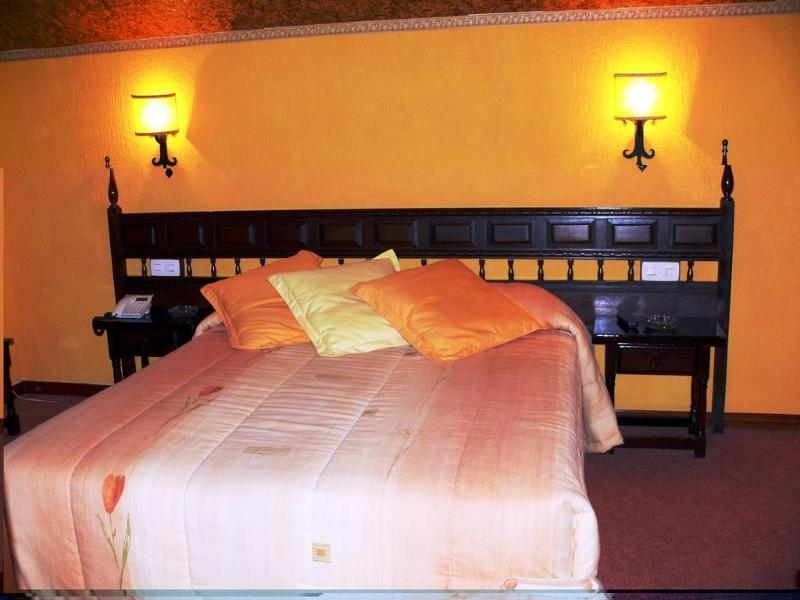 Hotel Restaurante Las Galias Zuera Szoba fotó