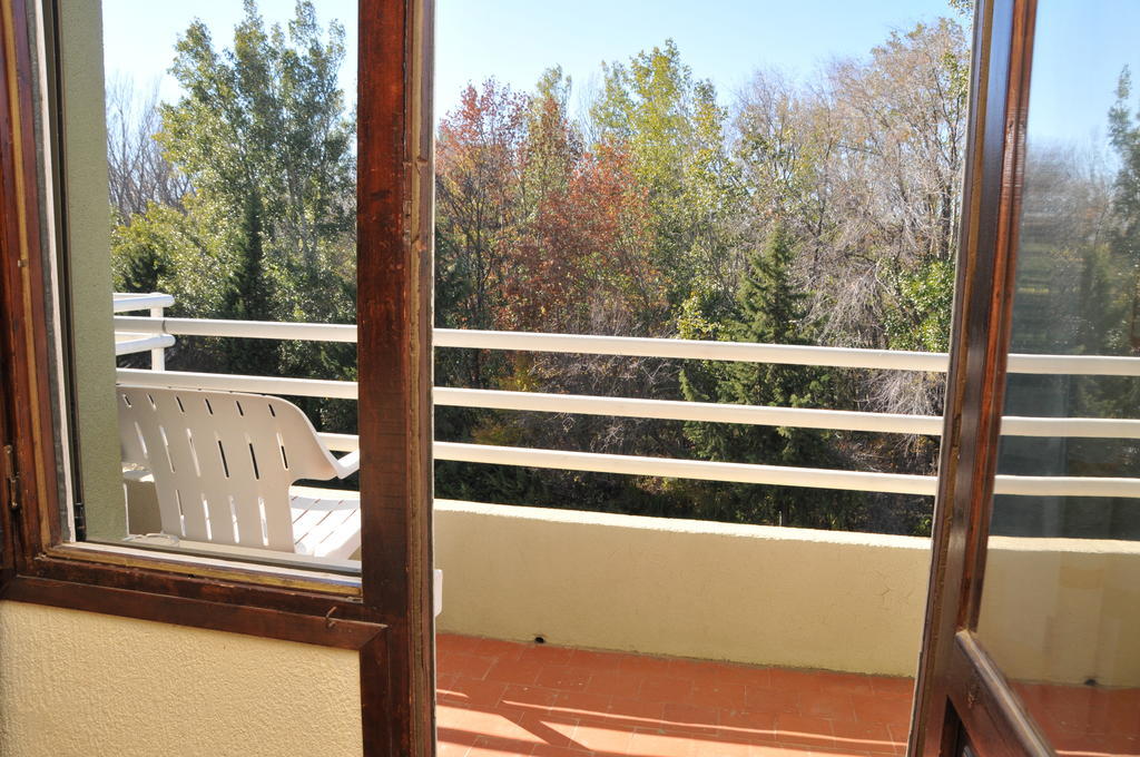 Hotel Restaurante Las Galias Zuera Kültér fotó