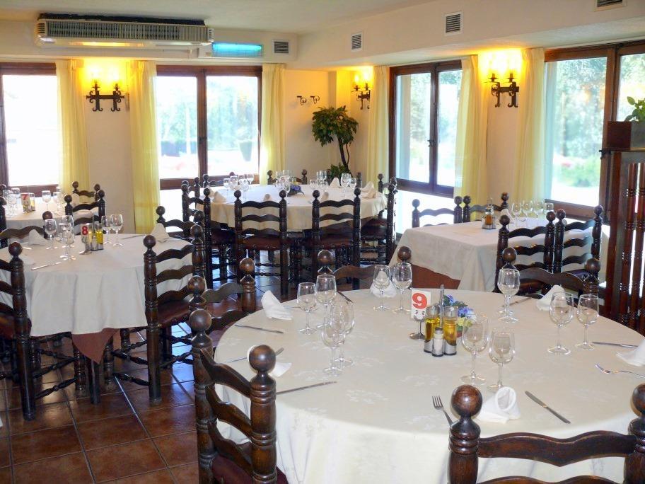 Hotel Restaurante Las Galias Zuera Étterem fotó
